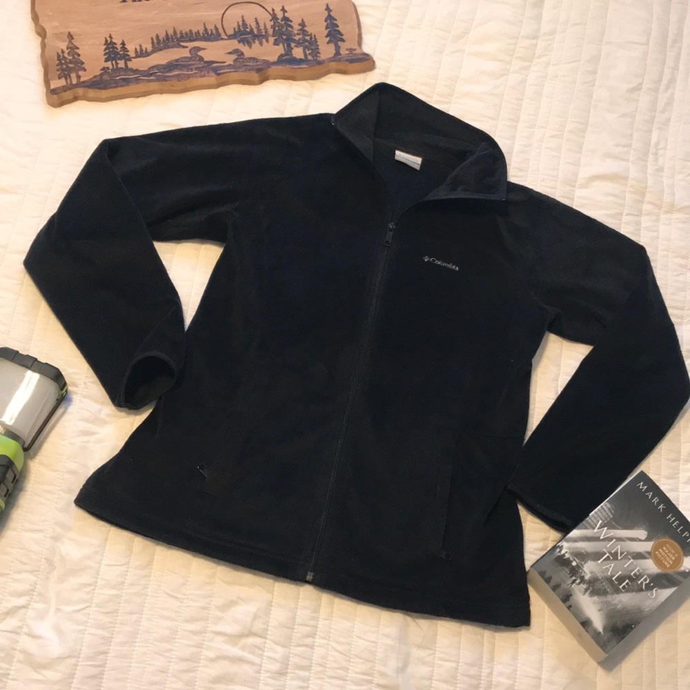 Columbia / Black Fleece / Size L / Lightly Worn